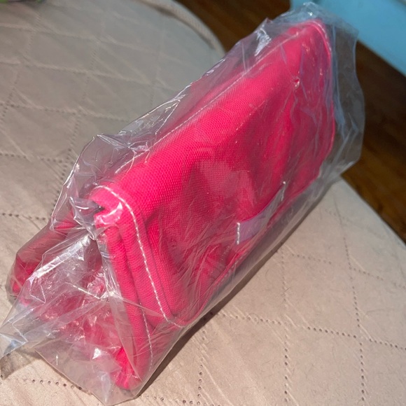 CLAVA makeup bag - Picture 2 of 3